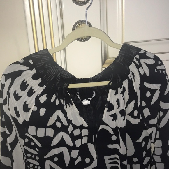 DVF Mikino Grape Vine Black Top Size 2 - Picture 2 of 6